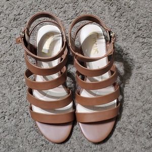 Small heel Sandal